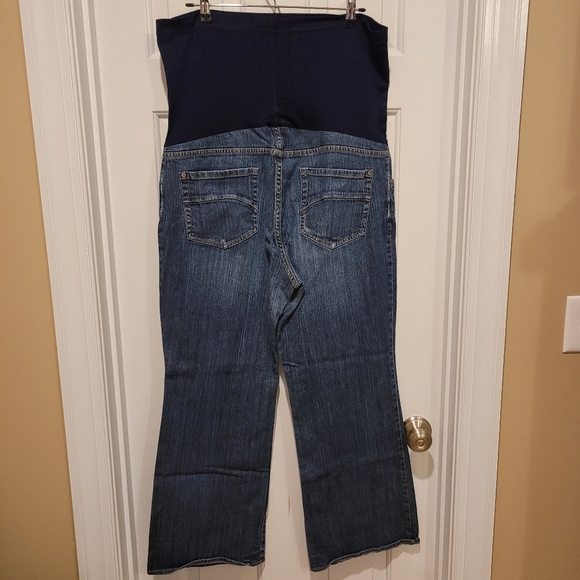 Set of 2 Pairs of Liz Lange Maternity Jeans - Picture 3 of 5
